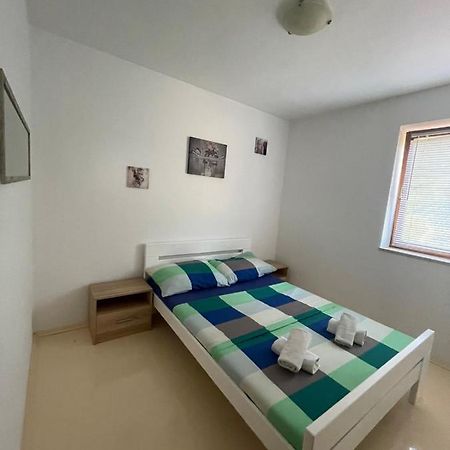 First Choice Apartment Nerezine Bagian luar foto